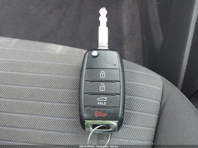 KNAFX4A69F5306199 KIA FORTE LX