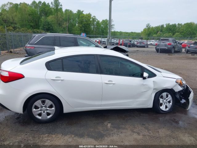 KNAFX4A69F5306199 KIA FORTE LX