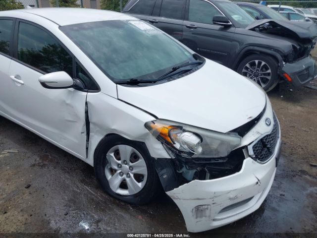 KNAFX4A69F5306199 KIA FORTE LX