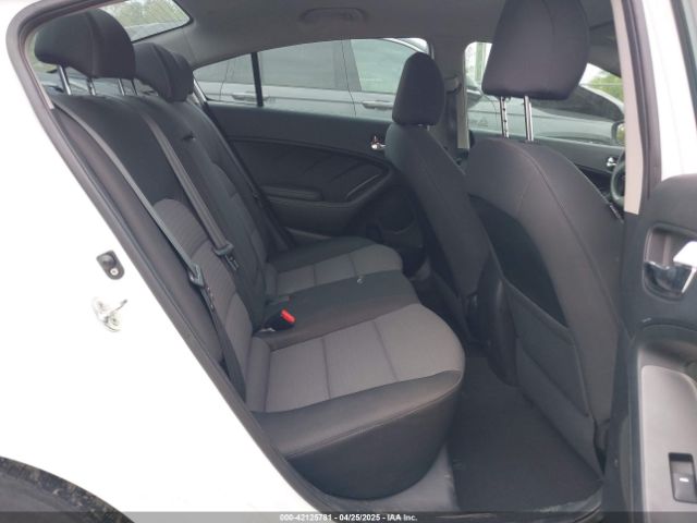 KNAFX4A69F5306199 KIA FORTE LX