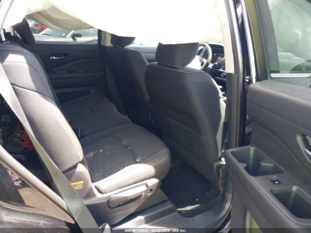 5N1DR3BA6NC215155 Nissan Pathfinder