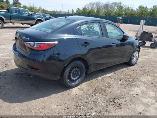 2019 TOYOTA YARIS 3MYDLBYV3KY503066 Photo 3