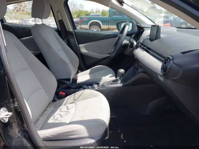 2019 TOYOTA YARIS 3MYDLBYV3KY503066 Photo 4