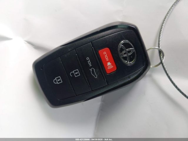 4T1DBADK6SU002775 Toyota CAMRY LE
