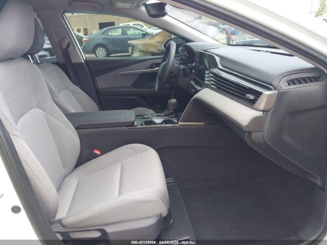 4T1DBADK6SU002775 Toyota CAMRY LE