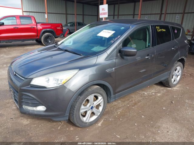 1FMCU9GX2FUC57005 Ford ESCAPE SE