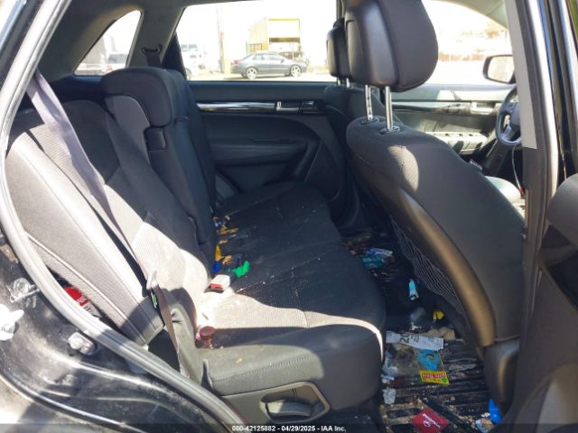 5XYKTDA69EG425180 KIA SORENTO LX