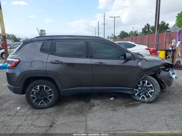 3C4NJDDB6MT561074 Jeep Compass Trailhawk 4x4