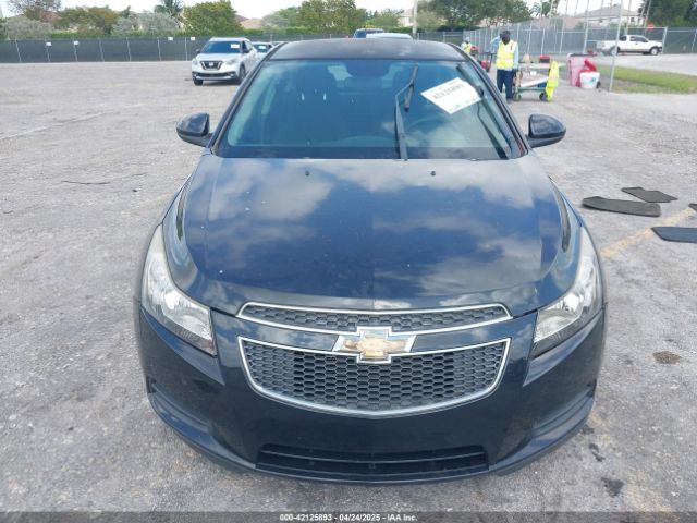 1G1PC5SB3E7353714 Chevrolet Cruze 1lt Auto