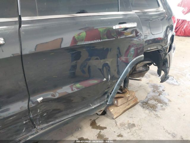 1C4RJFBG8EC557861 Jeep Grand Cherokee Limited