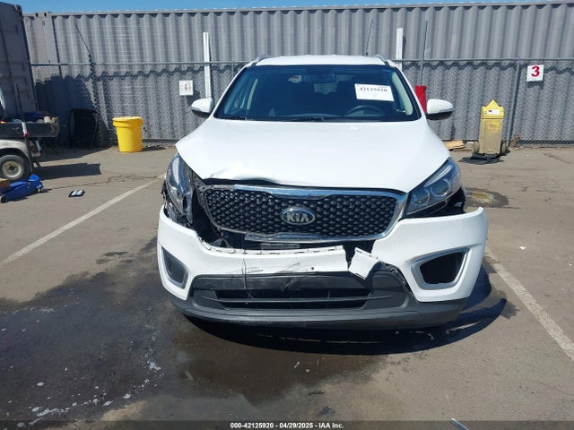 5XYPGDA59HG307040 KIA Sorento 3.3l Lx