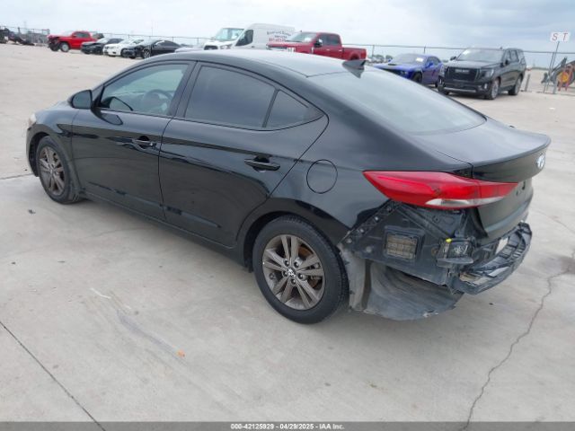 2018 HYUNDAI ELANTRA 5NPD84LF0JH280797 Photo 2