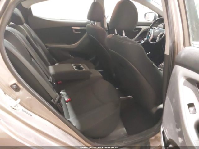 5NPDH4AE6FH613263 Hyundai ELANTRA SE
