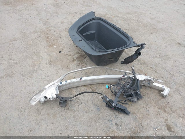 7SAYGDEF8NF323145 Tesla Model Y Performance Dual Motor All-wheel Drive