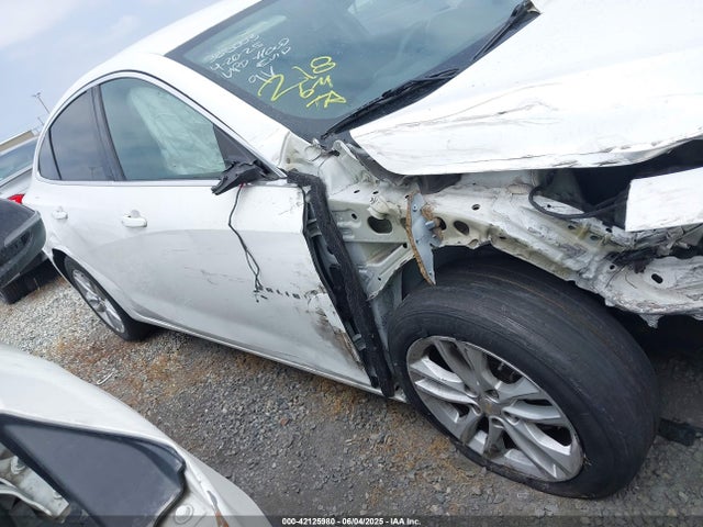 1G1ZE5ST4HF157805 Chevrolet MALIBU 1LT