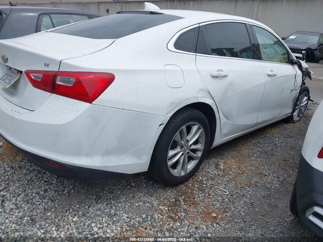 1G1ZE5ST4HF157805 Chevrolet MALIBU 1LT