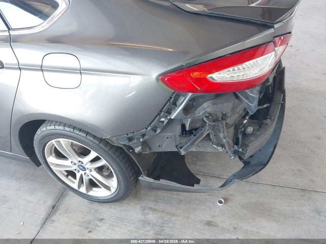 3FA6P0RU8GR203942 Ford 2016