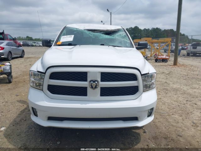 1C6RR6FG8KS500099 RAM 1500 Classic Express  4x2 6'4 Box