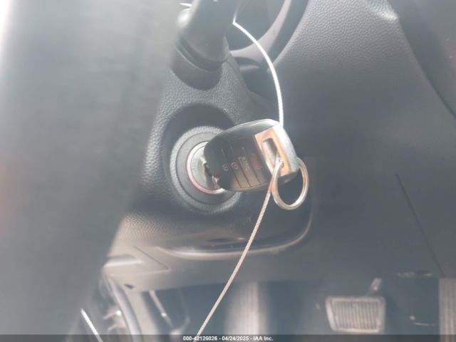 KNDJN2A28H7469213 KIA Soul