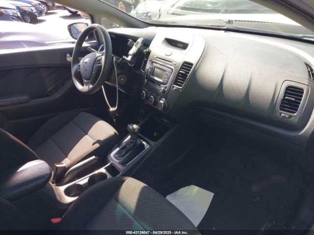 KNAFK5A85H5667342 KIA FORTE LX