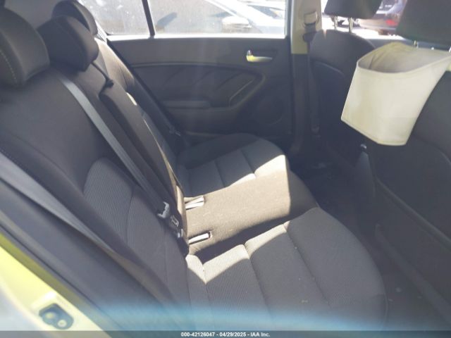 KNAFK5A85H5667342 KIA FORTE LX