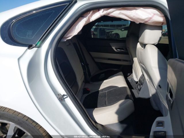 SAJBG4BV7GCY06898 Jaguar Xf S