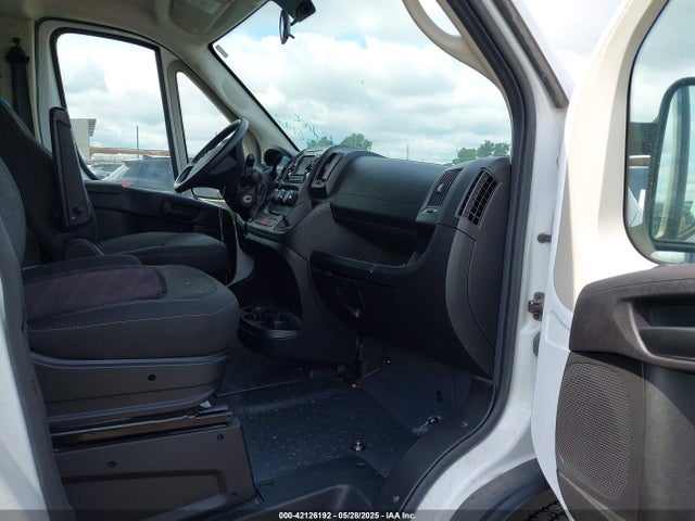 3C6TRVCG9KE562893 RAM Promaster 2500 High Roof 136 Wb