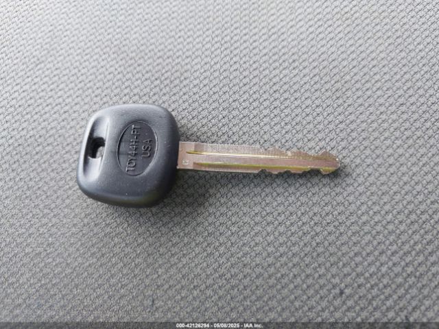 3TMCZ5ANXHM109312 Toyota Tacoma Sr V6
