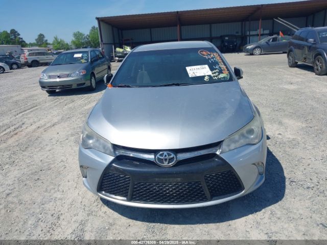 4T1BF1FKXHU733193 Toyota CAMRY SE