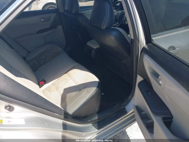 4T1BF1FKXHU733193 Toyota CAMRY SE
