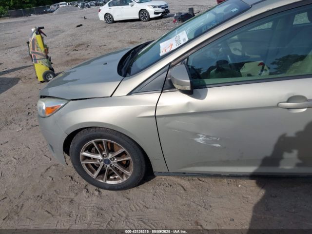 1FADP3K28GL263879 Ford FOCUS SE