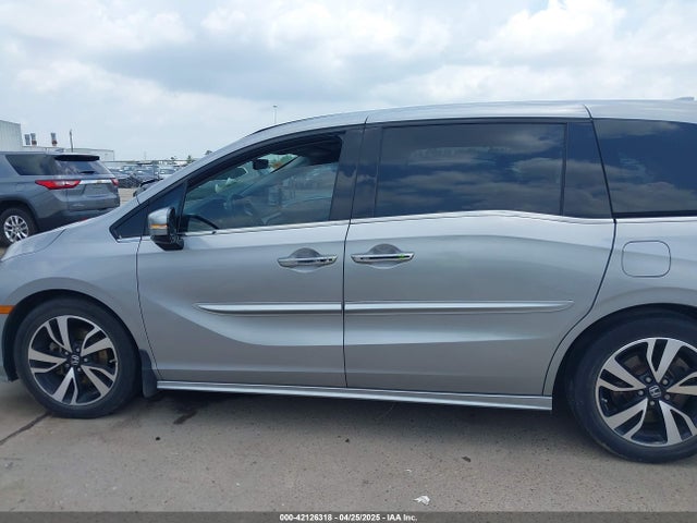Honda Odyssey Elite 2018 5FNRL6H98JB062513 Image 15