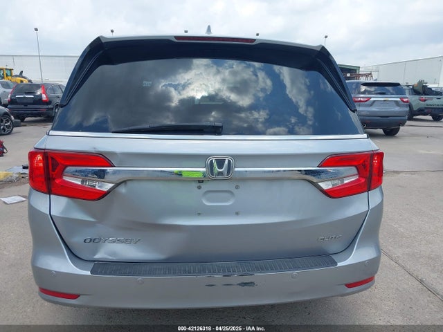 Honda Odyssey Elite 2018 5FNRL6H98JB062513 Image 17