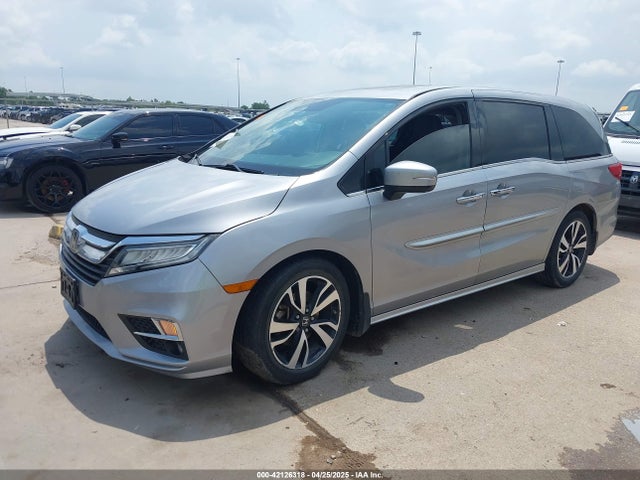 Honda Odyssey Elite 2018 5FNRL6H98JB062513 Image 2