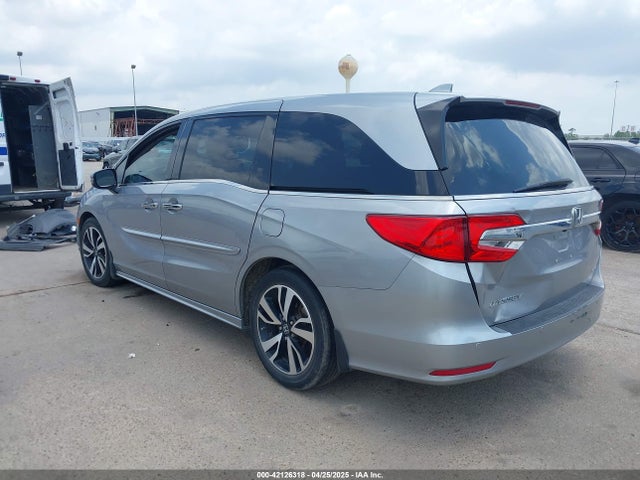Honda Odyssey Elite 2018 5FNRL6H98JB062513 Image 3