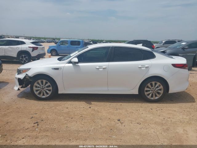 5XXGT4L31JG234618 KIA Optima S