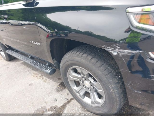 1GNSKBKC8HR311969 Chevrolet Tahoe Lt