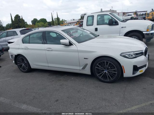 WBA13AG07NCJ53016 BMW 530e