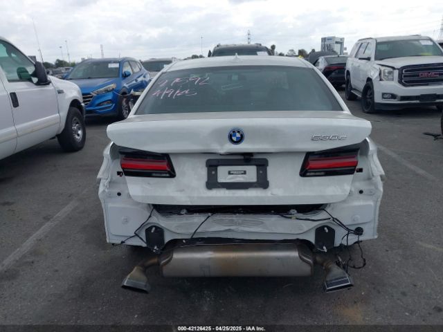WBA13AG07NCJ53016 BMW 530e