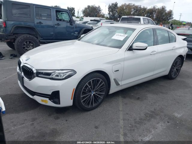 WBA13AG07NCJ53016 BMW 530e