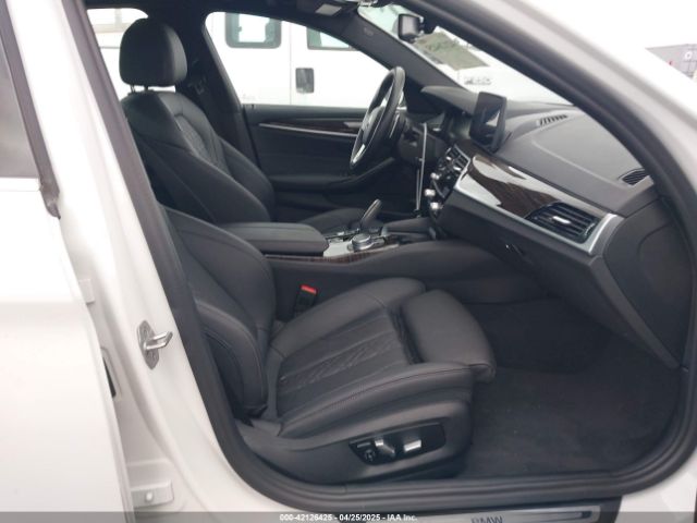 WBA13AG07NCJ53016 BMW 530e