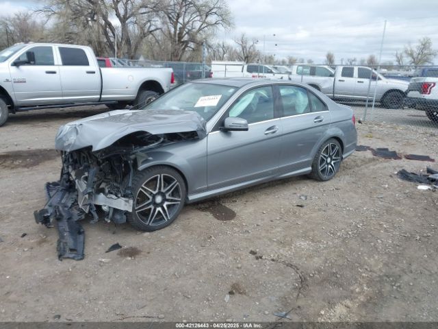 WDDGF8AB5EA888098 Mercedes-Benz C 300 Luxury 4matic/sport 4matic