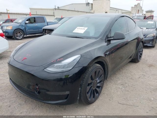 2024 TESLA MODEL Y 7SAYGDEF7RA267752 Photo 1