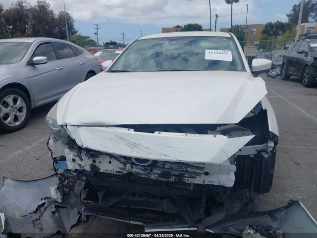 3MZBN1V7XHM124157 Mazda Mazda3 Touring