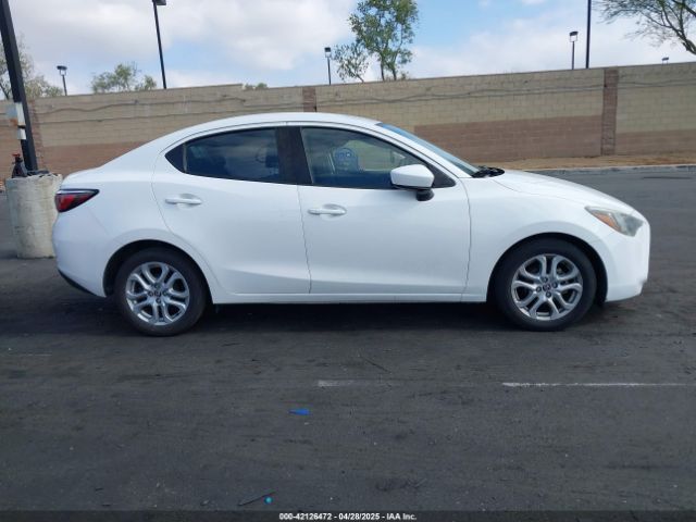 3MYDLBYV2HY164969 Toyota YARIS IA