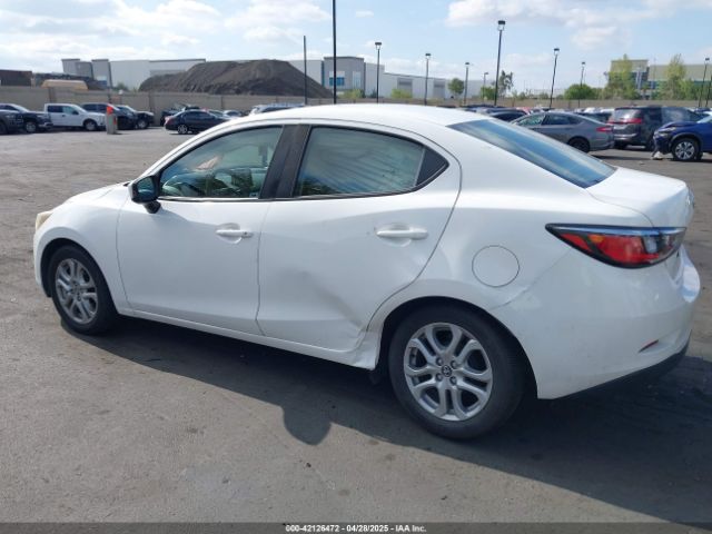 3MYDLBYV2HY164969 Toyota YARIS IA