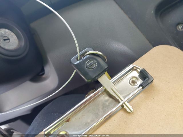 3N6CM0KN2KK710598 Nissan Nv200 S