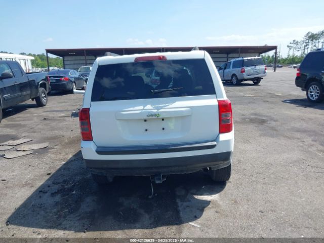 1C4NJPBB3ED618570 Jeep Patriot Sport