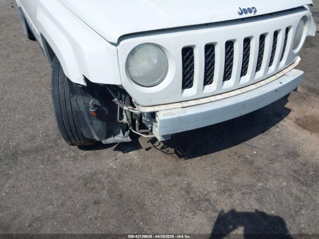 1C4NJPBB3ED618570 Jeep Patriot Sport