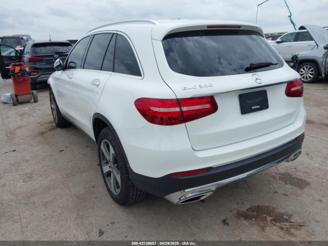 WDC0G4JB4KF590524 Mercedes-Benz GLC 300